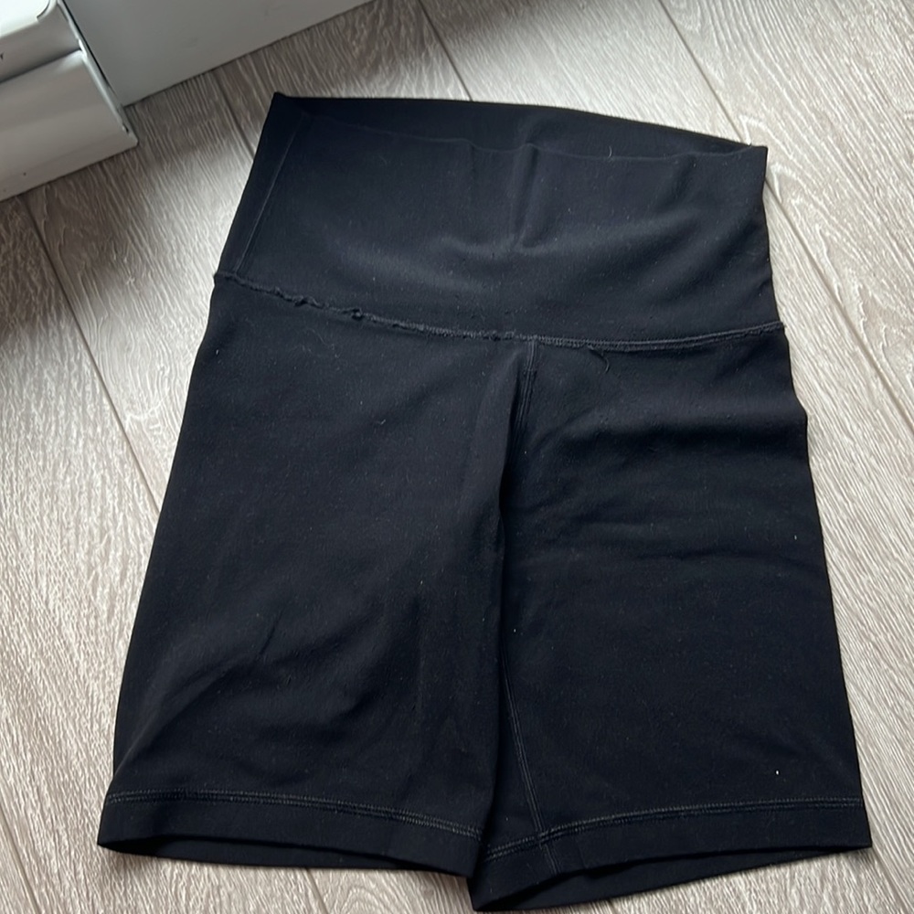 TNA biker shorts